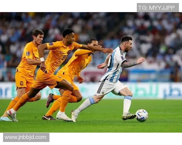 国外足球明星训练时的精彩瞬间与独特风采展示 国外足球明星训练时的精彩瞬间与独特风采展示